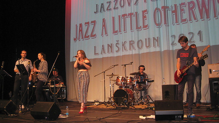 Recenze: Festival Jazz a Little Otherwise 23. 10., L´ART Lanškroun