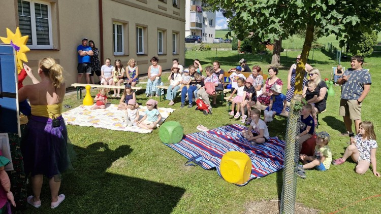 Zahradní slavnost otevřela Jablůňku veřejnosti